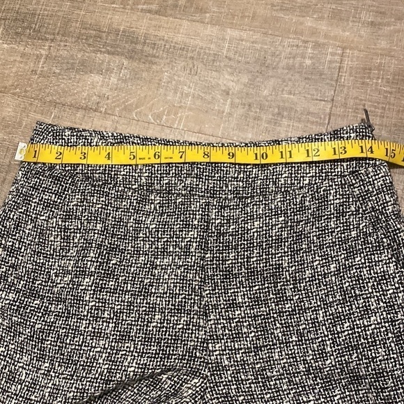 Forever 21 black and white tweed shorts | Size 27 - Picture 6 of 9